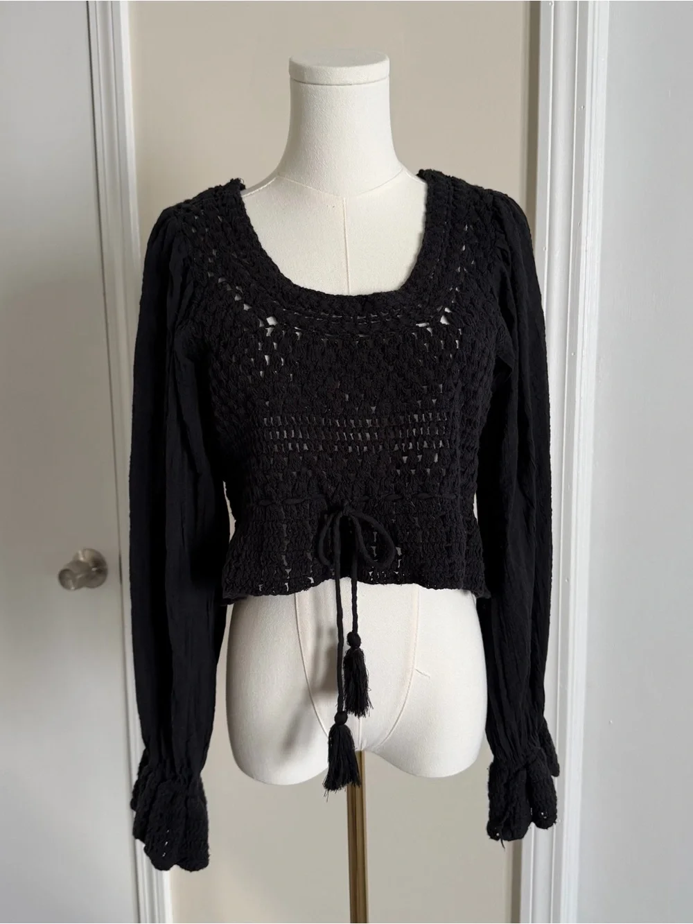 Free People Open Back Boho Long Sleeve Crochet Knit Beachy Blouse Size Small